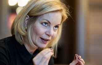 Bildet viser forskning- og høyere utdanningsminister Sigrun Aasland.