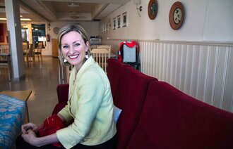 Byråd Inga Marte Thorkildsen (SV) på Lilleborg helsehus