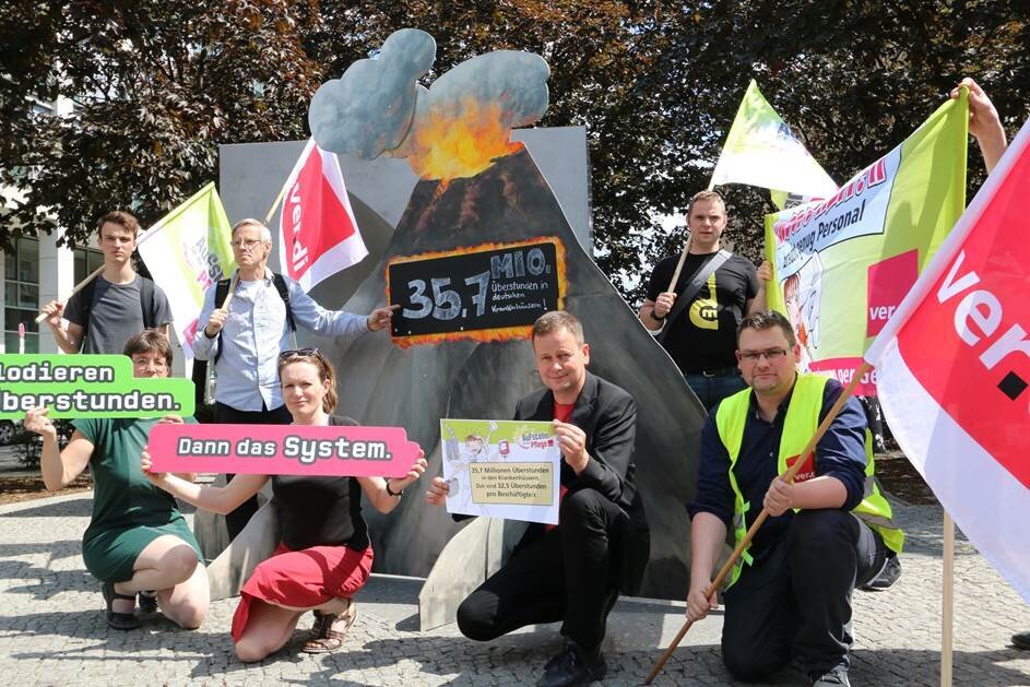 Tyske sykepleiere demonstrerer Tyske sykepleiere demonstrerer i Berlin