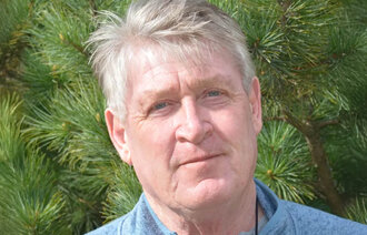 Bildet viser et portrett av Geir Bornkessel