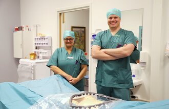 Preben E Mjelde med kulling fra masterstudiet bildet viser Preben E Mjelde sammen med kulling fra masterstudiet